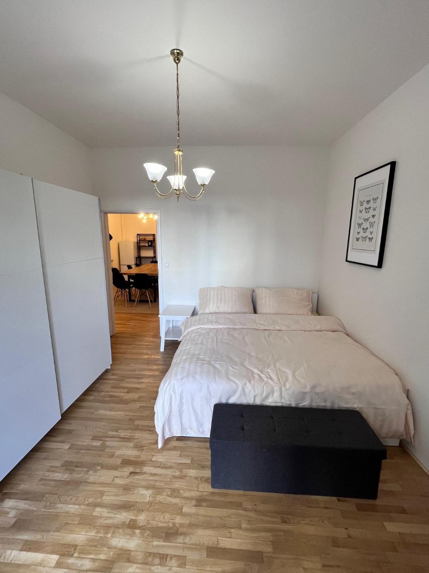 New City Centre Garden Apartment - Central Location Praga Exterior foto