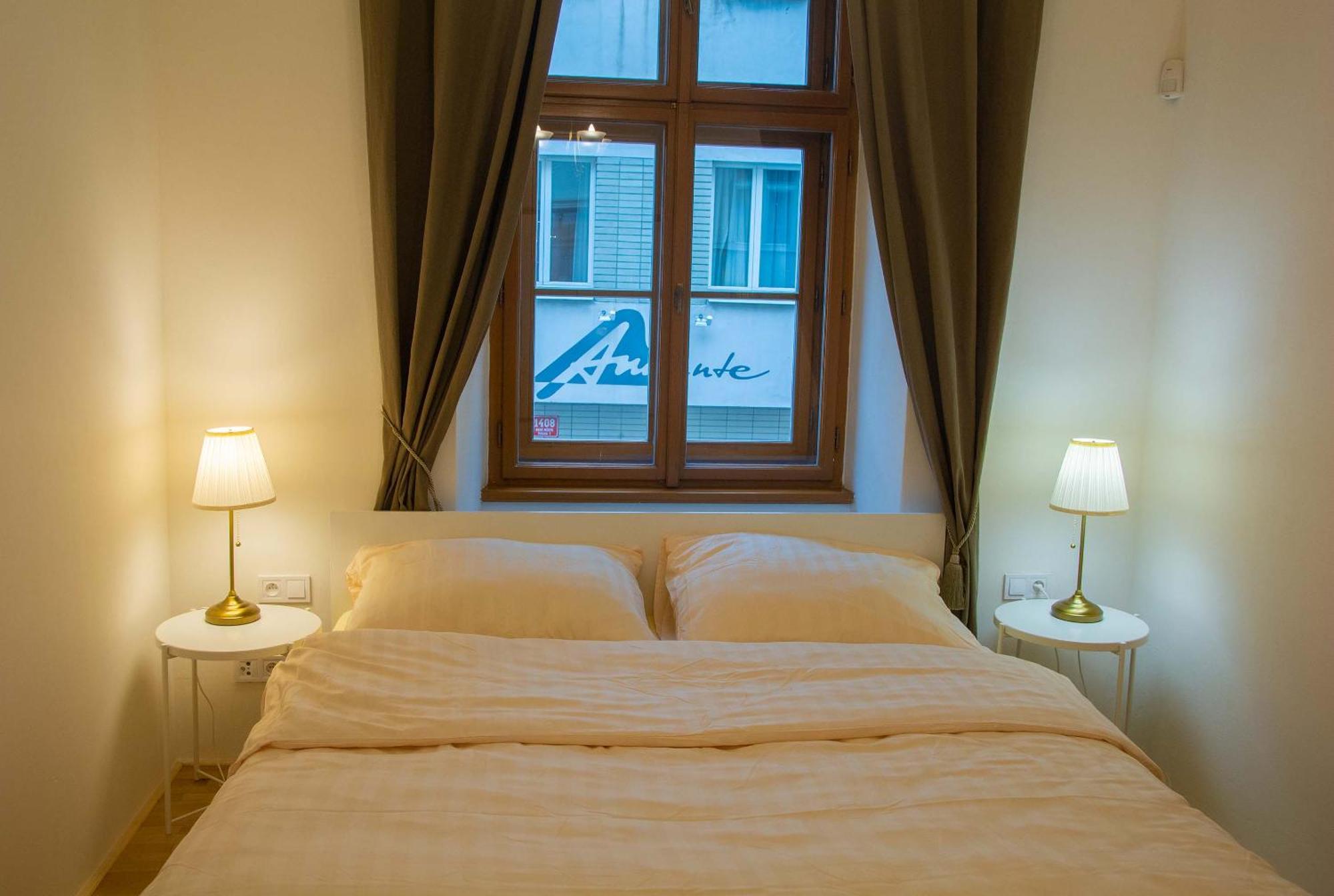New City Centre Garden Apartment - Central Location Praga Exterior foto